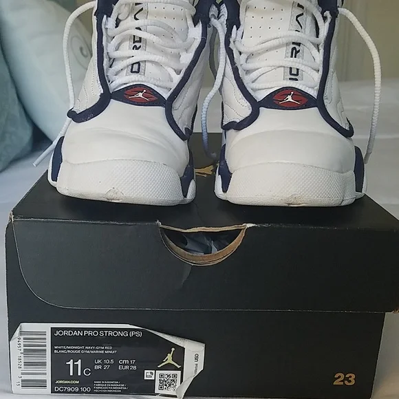 Kids Jordan Pro Strong Navy and White - Picture 2 of 5